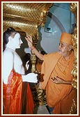 ... pujan of Shri Ghanshyam Maharaj