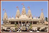 BAPS Shri Swaminarayan Mandir, Junagadh, open for all devotees to have darshan