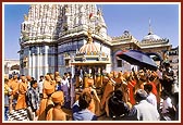 Swamishri in the mandir pradakshina