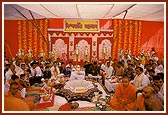 Murtis in the yagna