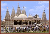 Devotees eagerly waiting for darshan of the deities in the newly opened BAPS Shri Swaminarayan Mandir, Bhavnagar