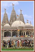 Devotees eagerly waiting for darshan of the deities in the newly opened BAPS Shri Swaminarayan Mandir, Bhavnagar