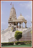 BAPS Shri Swaminarayan Mandir, Bharuch