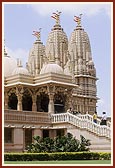 BAPS Shri Swaminarayan Mandir, Bharuch