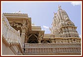 BAPS Shri Swaminarayan Mandir, Bharuch