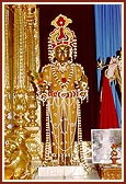 Shri Harikrishna Maharaj adorned with chandan