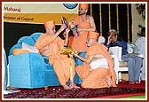 Swamishri inaugurates the diary for students