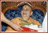 Guru pushpanjali