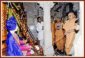 Swamishri rocks Thakorji on the first day of the month-long Hindola festival