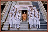 Swamishri with balaks from UK