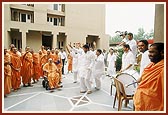 BAPS youths perform bhangra dance to please Swamishri
