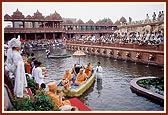 Children perform first arti of festival