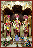 Bhagwan Swaminarayan, Aksharbrahma Gunatitanand Swami and Shri Gopalanand Swami