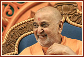 Swamishri in a jovial mood