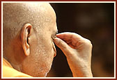Swamishri engaged in his morning puja