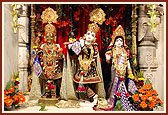 Shri Harikrishna Maharaj and Shri Radha Krishna Dev