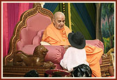 Balaks with Swamishri