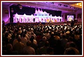 Thousands of devotees during the assembly