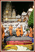 Swamishri blesses the devotees in mandir complex