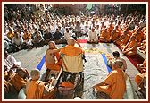 Swamishri blesses the devotees in mandir complex