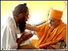 Pramukh Swami Maharaj Visits Civil Hospital, Amdavad