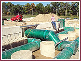 Underslab ductwork main distribution under floor